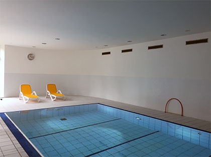 wandmalerei im Hallenbad